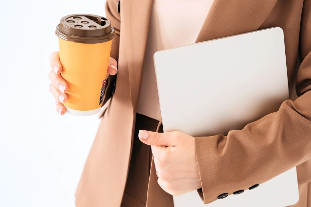 Įmonės steigimas uždaroji akcinė bendrovė paslauga verslui